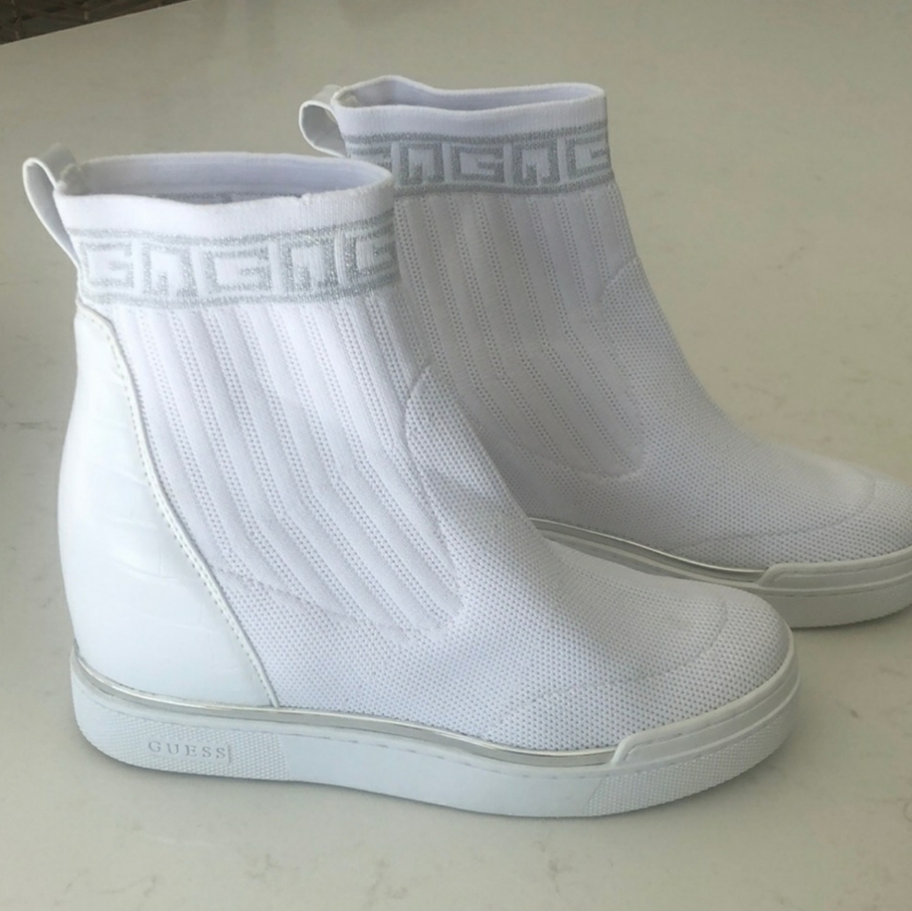 💥Guess boots